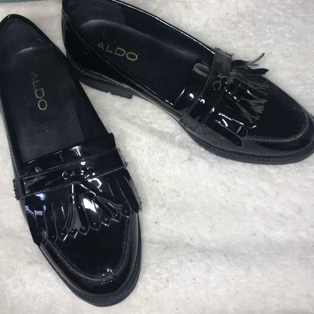 Black prep shoes